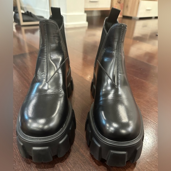 PRADA Monolith Brushed Leather Chelsea Platform Chunky Boot - SIZE 38EU/8US - Picture 4 of 16